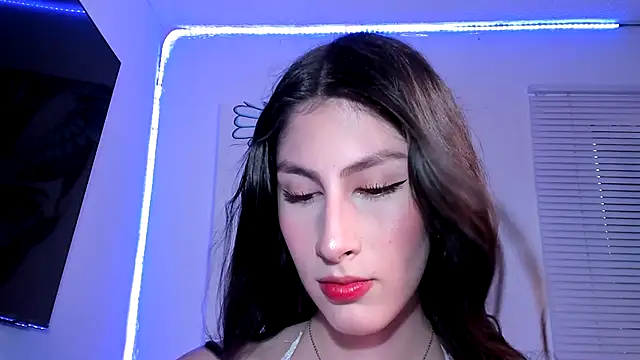 Snapshot of valeria_gonzales_ chatting on March 20, 2025, 9:46 pm valeria gonzales online show from March 20, 2025, 9:46 pm
