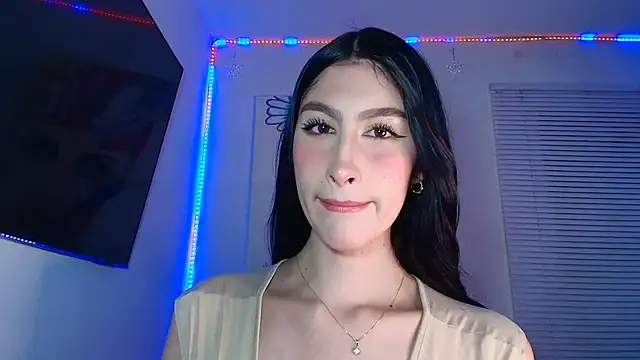 valeria gonzales  online show from April 24, 2026, 2:46 am