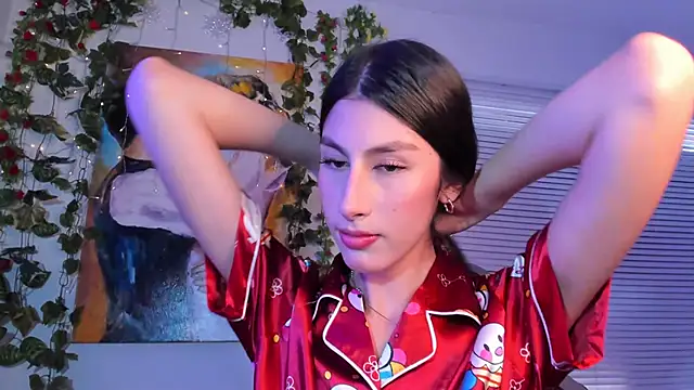 Snapshot of valeria_gonzales_ chatting on February 5, 2025, 8:25 pm valeria gonzales online show from February 5, 2025, 8:25 pm