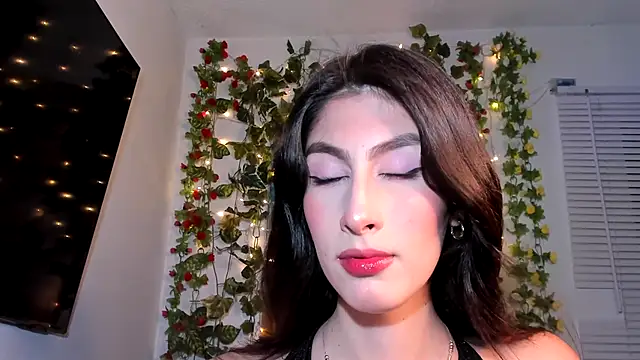 Snapshot of valeria_gonzales_ chatting on January 30, 2025, 12:18 am valeria gonzales online show from January 30, 2025, 12:18 am