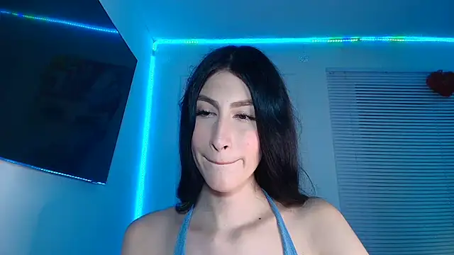 valeria gonzales  online show from November 23, 2025, 2:21 am