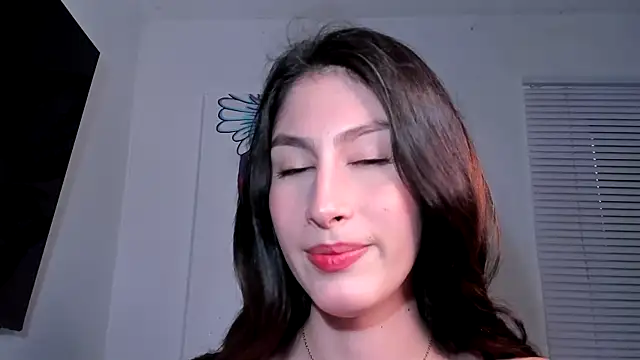 Snapshot of valeria_gonzales_ chatting on February 27, 2025, 10:42 pm valeria gonzales online show from February 27, 2025, 10:42 pm