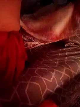 NylonBooyy online show from May 1, 2026, 3:33 am