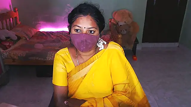 Snapshot of Novapol chatting on December 21, 2025, 12:51 pm Novapol online show from December 21, 2025, 12:51 pm