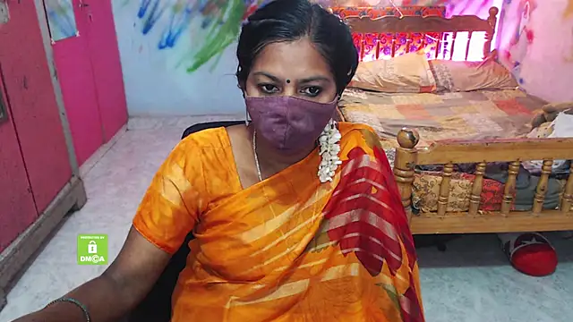 Snapshot of Novapol chatting on November 15, 2025, 1:04 pm Novapol online show from November 15, 2025, 1:04 pm