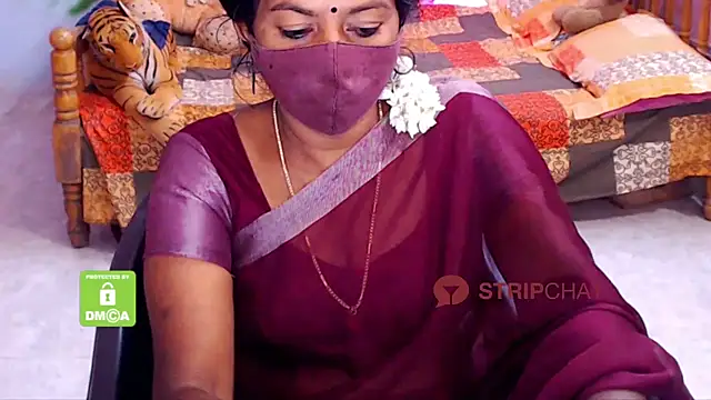 Snapshot of Novapol chatting on February 16, 2025, 5:37 pm Novapol online show from February 16, 2025, 5:37 pm