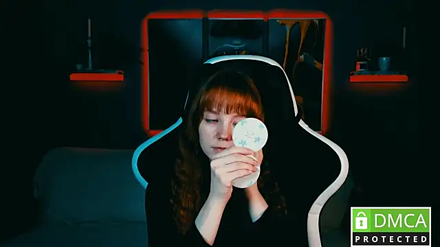 Harley Quinsy online show from March 20, 2025, 12:40 am