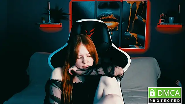 Harley Quinsy online show from March 10, 2025, 3:34 am