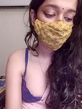 Snapshot of Lavanya_Shah chatting on September 18, 2025, 2:42 pm Lavanya Shah online show from September 18, 2025, 2:42 pm