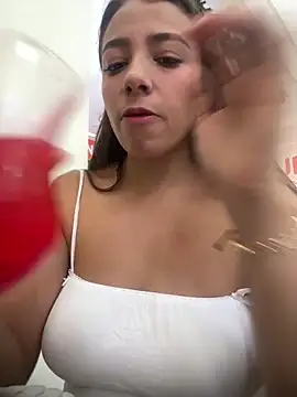 Hall 16 online show from October 27, 2025, 8:32 pm