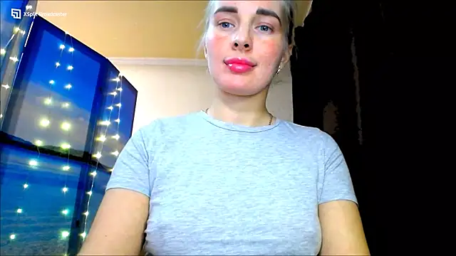 Snapshot of miaa_sunn chatting on December 4, 2024, 9:18 pm miaa sunn online show from December 4, 2024, 9:18 pm