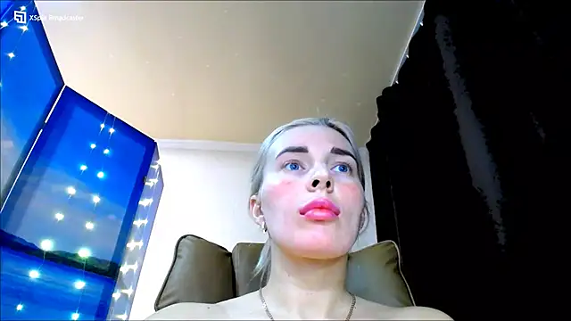 Snapshot of miaa_sunn chatting on January 19, 2025, 11:32 pm miaa sunn online show from January 19, 2025, 11:32 pm