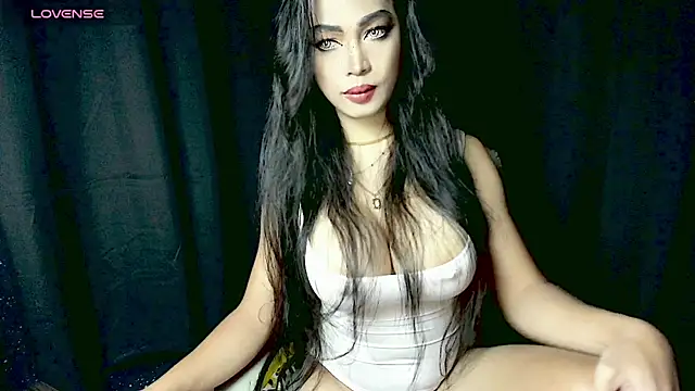 Snapshot of XXsexylongcockXX chatting on February 23, 2026, 10:43 pm XXsexylongcockXX online show from February 23, 2026, 10:43 pm