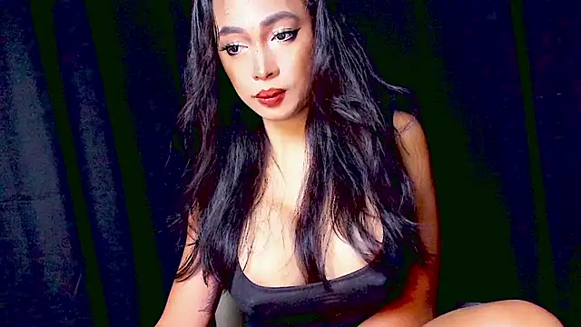 XXsexylongcockXX online show from May 19, 2026, 9:33 pm
