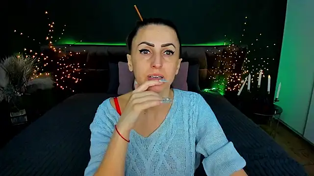 Rebecca Diamond online show from March 16, 2026, 6:17 am