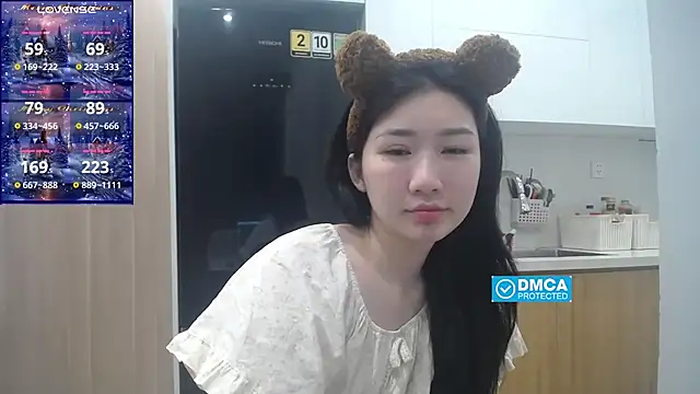 Asiagirll online show from April 8, 2026, 12:50 pm