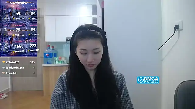 Asiagirll online show from February 9, 2026, 2:42 am