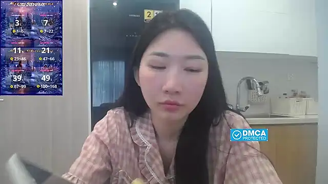 Asiagirll online show from April 12, 2026, 4:16 am