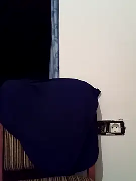 Rolandxxxr online show from January 7, 2025, 6:35 pm