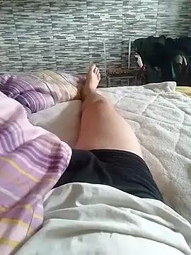 Rolandxxxr online show from February 16, 2026, 9:41 am