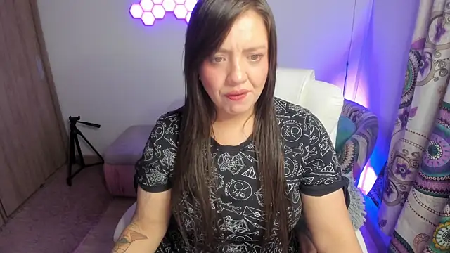 sophia grants online show from January 9, 2026, 6:09 am