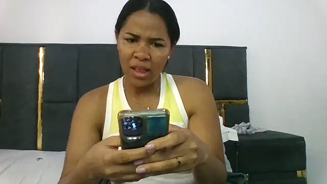 aleixane online show from November 2, 2025, 4:06 am