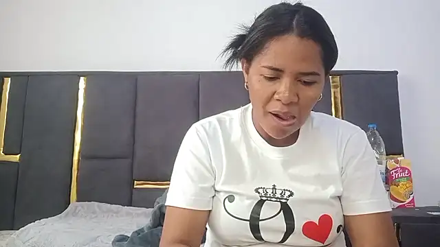 Snapshot of aleixane chatting on February 16, 2026, 11:09 am aleixane online show from February 16, 2026, 11:09 am