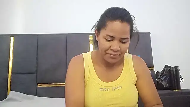 Snapshot of aleixane chatting on February 2, 2026, 7:29 am aleixane online show from February 2, 2026, 7:29 am