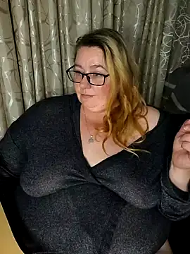 Iceprincess2bad4u online show from November 22, 2025, 7:02 pm