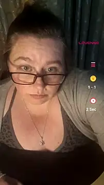 Iceprincess2bad4u online show from July 12, 2026, 5:03 pm