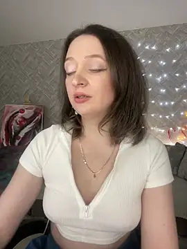 Snapshot of EvaBarsa_ chatting on January 16, 2025, 3:23 am EvaBarsa online show from January 16, 2025, 3:23 am