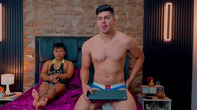 FelipeAndMarcello3 online show from October 3, 2025, 2:18 pm