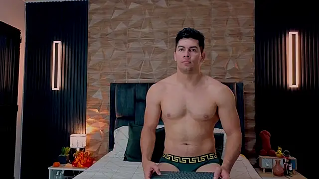 FelipeAndMarcello3 online show from September 22, 2025, 2:45 pm