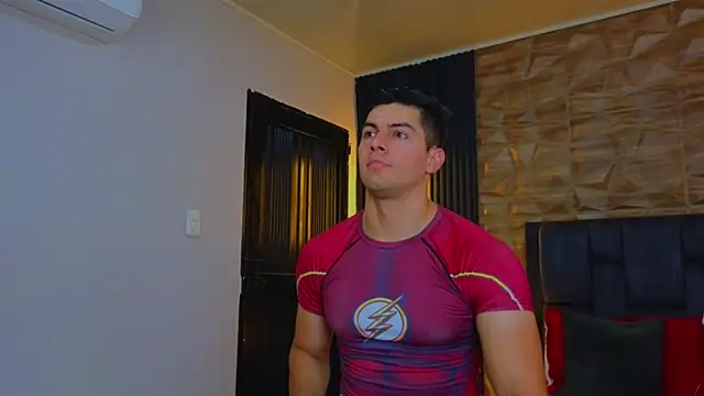 FelipeAndMarcello3 online show from March 18, 2025, 7:55 pm