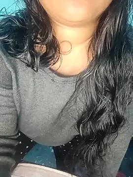 Snapshot of Sweet-Berry chatting on February 20, 2026, 6:48 am Sweet-Berry online show from February 20, 2026, 6:48 am