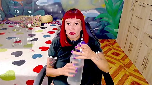 Snapshot of Eimy_lorens chatting on February 15, 2026, 6:18 pm Eimy lorens online show from February 15, 2026, 6:18 pm