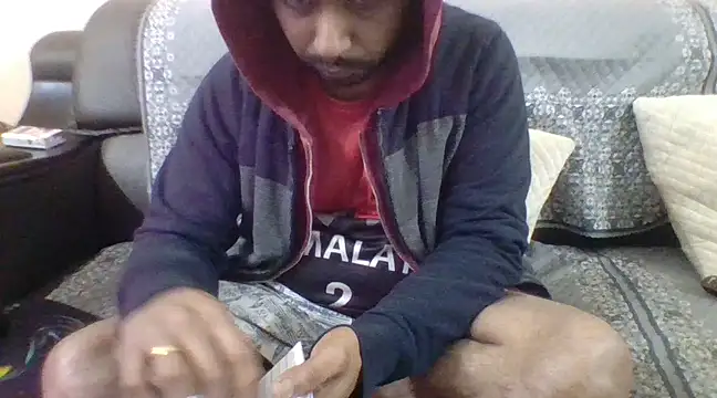 Snapshot of redvelvet_4 chatting on January 6, 2025, 12:35 pm redvelvet 4 online show from January 6, 2025, 12:35 pm