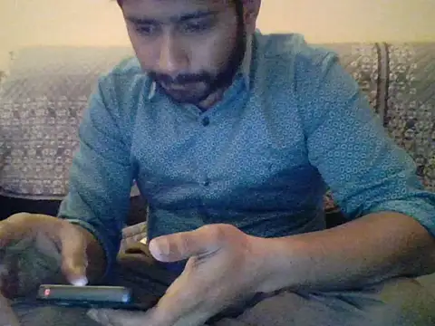 Snapshot of redvelvet_4 chatting on February 12, 2025, 2:10 pm redvelvet 4 online show from February 12, 2025, 2:10 pm