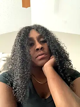 Foreignthababyy online show from November 15, 2025, 8:24 pm