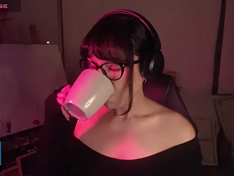 alien  show online show from April 15, 2026, 9:59 am