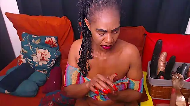 sexybootylicious online show from November 27, 2025, 10:05 am