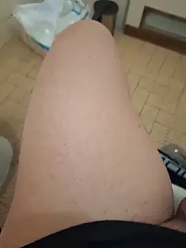 Snapshot of Frossi94 chatting on February 24, 2026, 2:18 pm Frossi94 online show from February 24, 2026, 2:18 pm