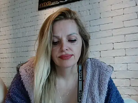 Angel girllovemy online show from October 4, 2025, 9:22 am