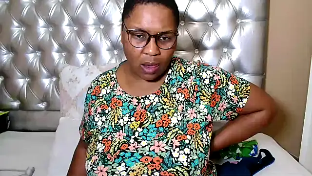 Snapshot of missboobsxx chatting on February 12, 2026, 12:05 pm missboobsxx online show from February 12, 2026, 12:05 pm