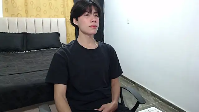 Elio-cam online show from February 2, 2025, 8:02 am