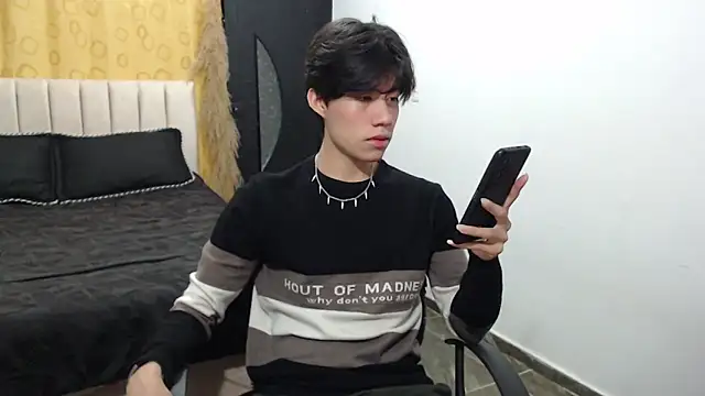 Elio-cam online show from December 7, 2024, 8:16 am