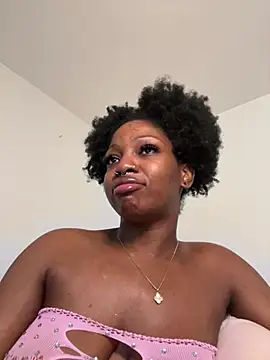 mochamimi online show from April 2, 2026, 3:24 am