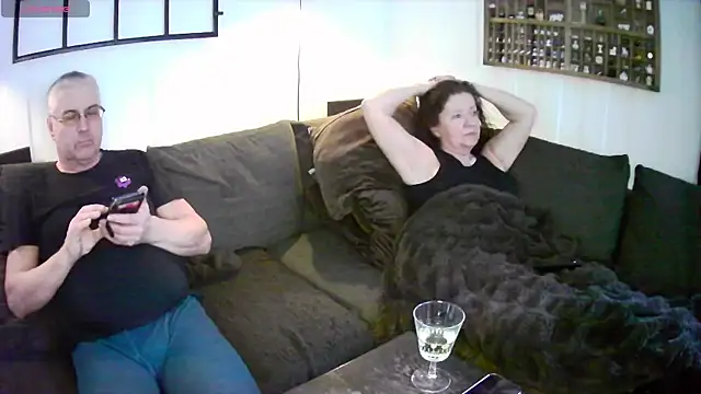 Snapshot of gillettegel chatting on February 21, 2026, 3:03 pm gillettegel online show from February 21, 2026, 3:03 pm