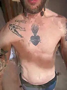 Snapshot of shehandme chatting on February 8, 2026, 8:34 am shehandme online show from February 8, 2026, 8:34 am