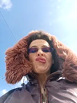 Snapshot of RebeccaNoble chatting on March 19, 2026, 12:05 pm RebeccaNoble online show from March 19, 2026, 12:05 pm